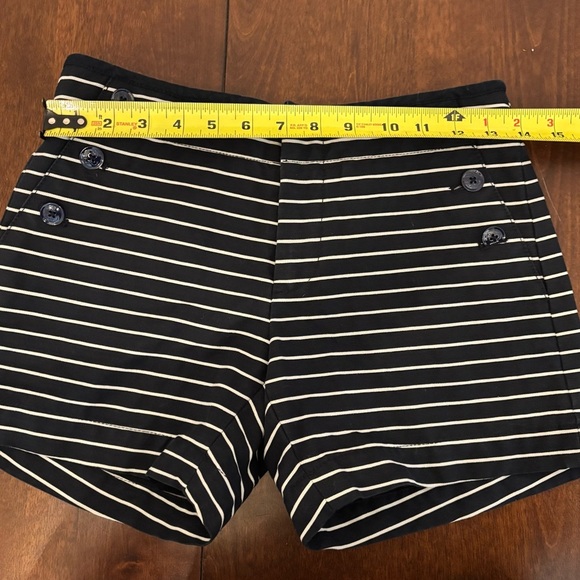Tommy Hilfiger Women's Navy and White Striped High Waist Shorts - Picture 5 of 6